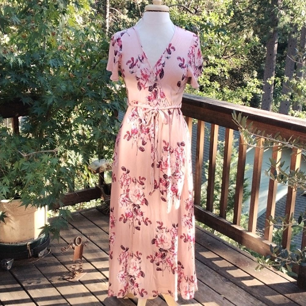 Illa Illa Crinkly Floral Maxi